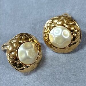 Vintage Chanel Clip-On Earrings